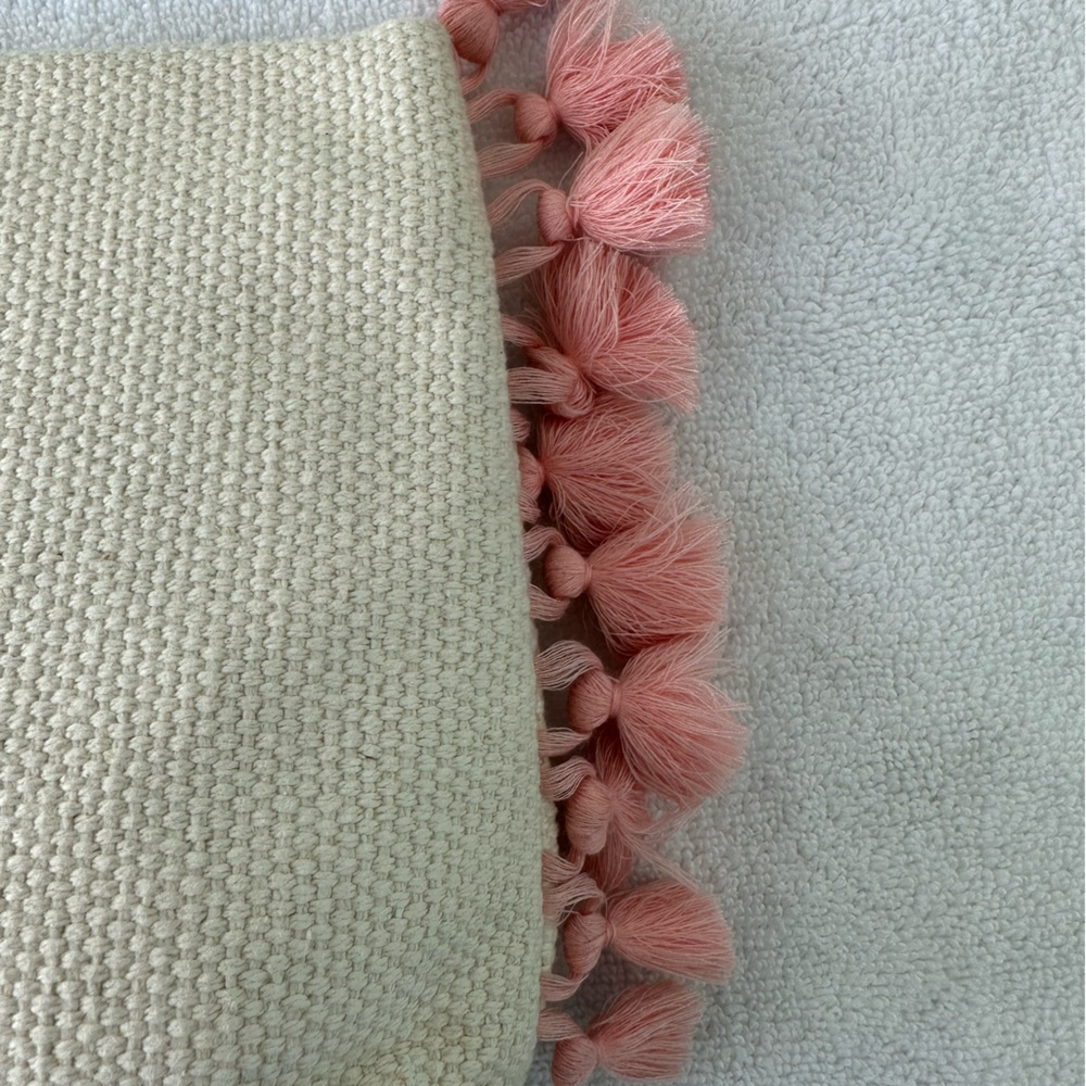 Shiraleah 12” x 8 “ Cosmetic Boho Zip Bag Cream & Pink Lined NWT - Picture 5 of 8